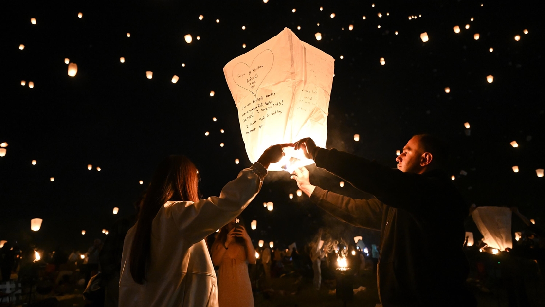 Kaliforniya'da 2024 Gökyüzü Fener Işıkları Festivali düzenlendi