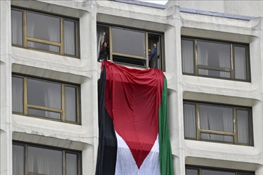Сторонники Палестины устроили акцию протеста во время ежегодного гала-ужина корреспондентов Белого дома в Вашингтоне