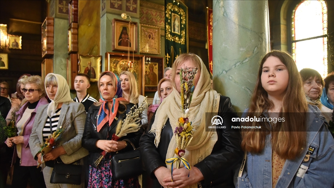 Ukrayna'da 'Palmiye Pazarı' bayramı kutlandı