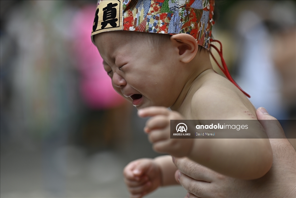Japonya'da 'ağlayan bebek sumo' yarışması