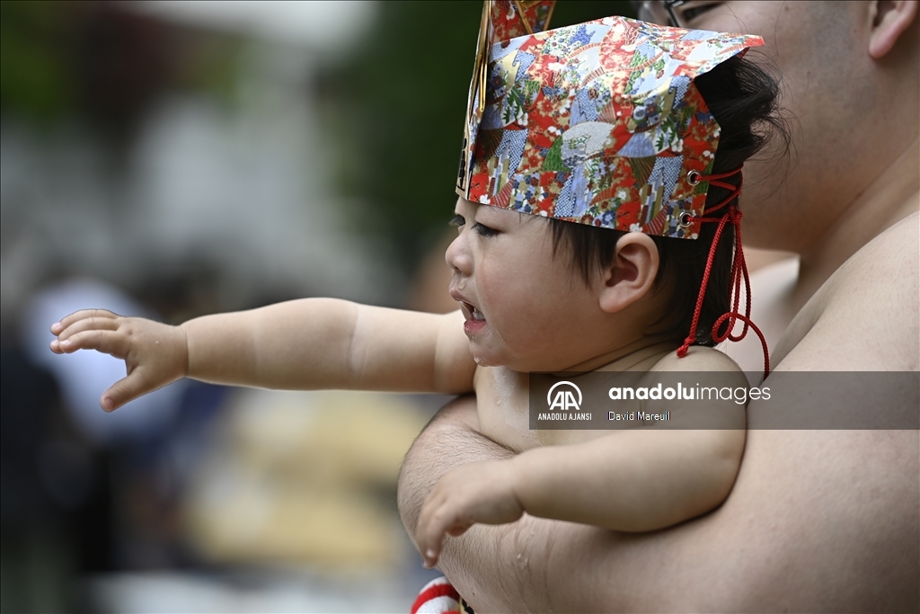 Japonya'da 'ağlayan bebek sumo' yarışması