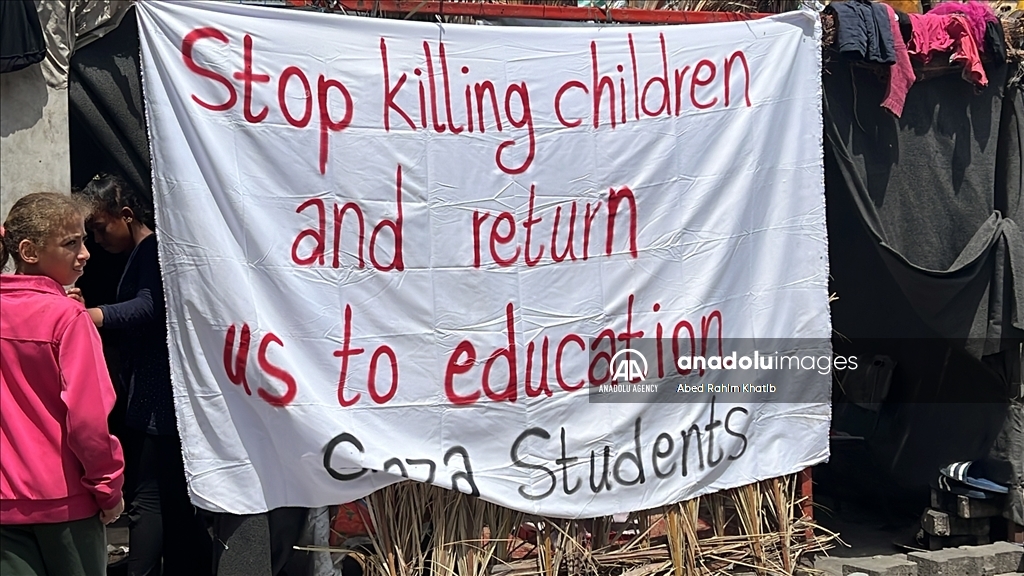 Support rally in Rafah for students in US, Europe demonstrating for Palestinians