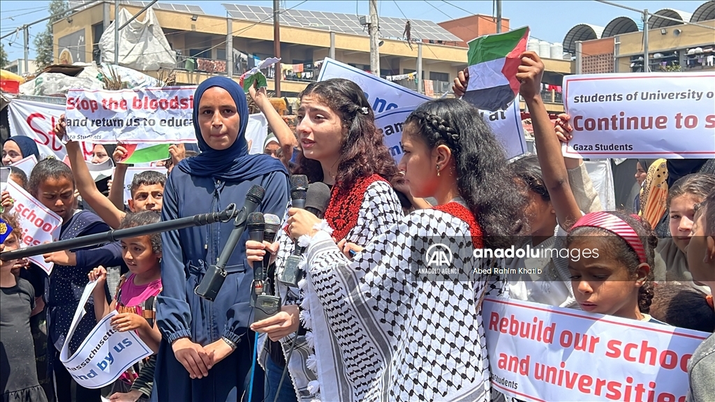 Support rally in Rafah for students in US, Europe demonstrating for Palestinians