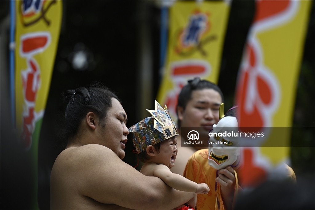 Japonya'da 'ağlayan bebek sumo' yarışması