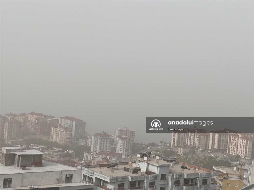 Şırnak'ta toz taşınımı 