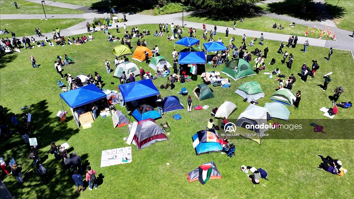 ABD'de, Filistin destekçisi protestolara San Francisco Üniversitesi öğrencileri de katıldı