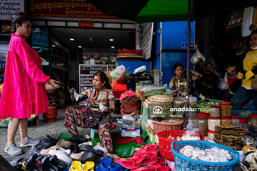 Kamboçya'nın başkenti Phnom Penh'de günlük yaşam