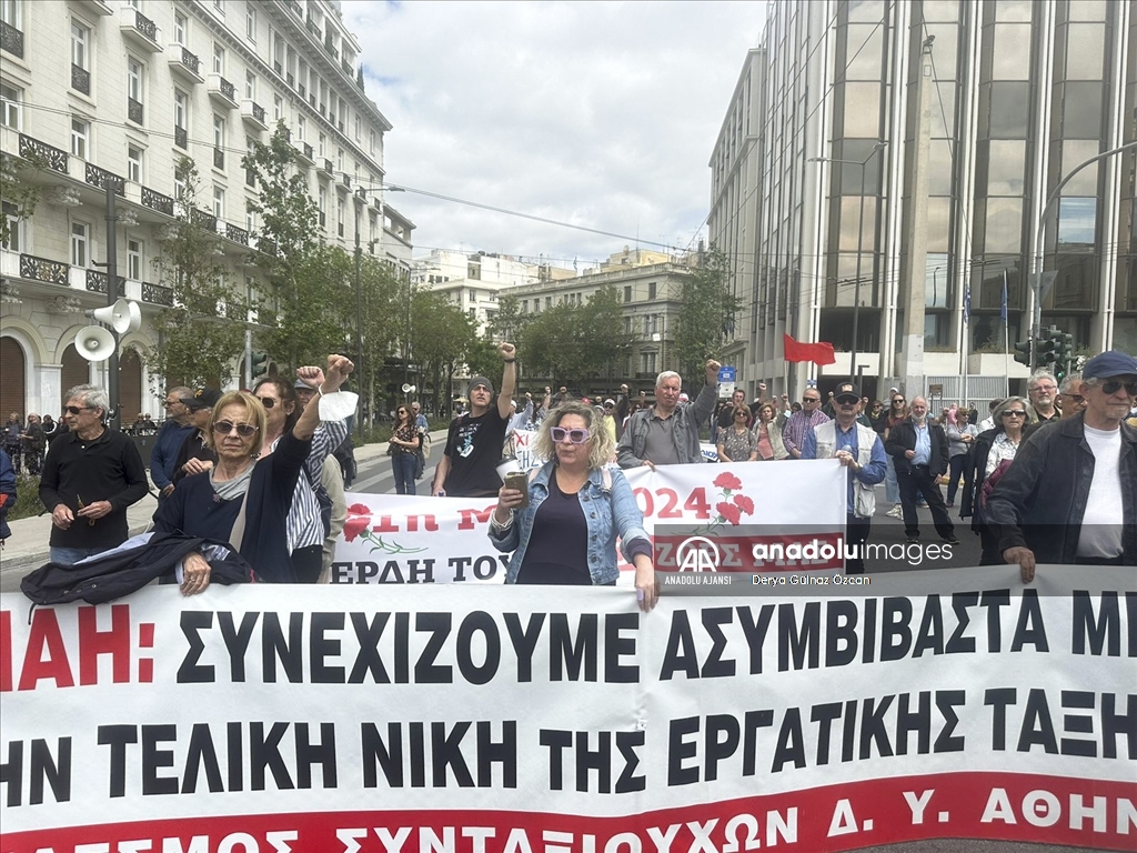 Atina'da 1 Mayıs Emek ve Dayanışma Günü