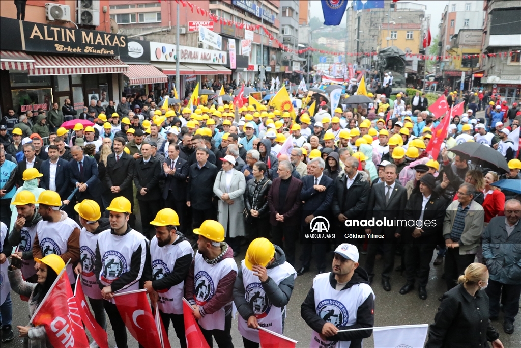 Zonguldak'ta 1 Mayıs Emek ve Dayanışma Günü kutlandı