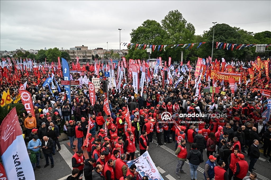 İstanbul'da 1 Mayıs Emek ve Dayanışma Günü kutlanıyor