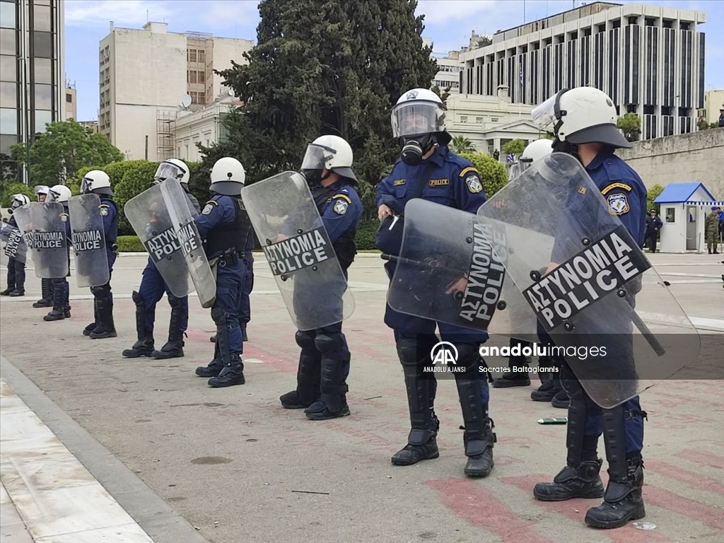 Atina'da 1 Mayıs Emek ve Dayanışma Günü