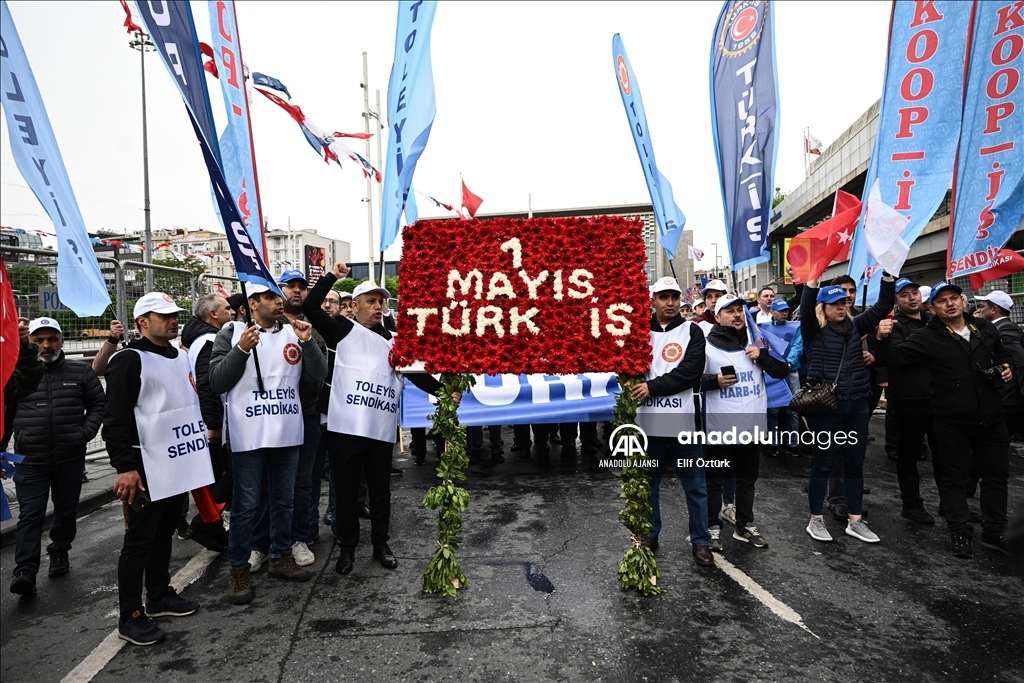 İstanbul'da 1 Mayıs Emek ve Dayanışma Günü kutlanıyor