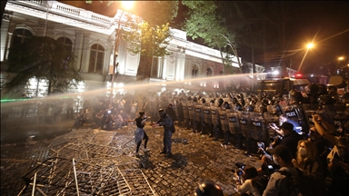 Gürcistan'da "yabancı etkinin şeffaflığı" yasa tasarısı gösterilerine polis müdahalesi