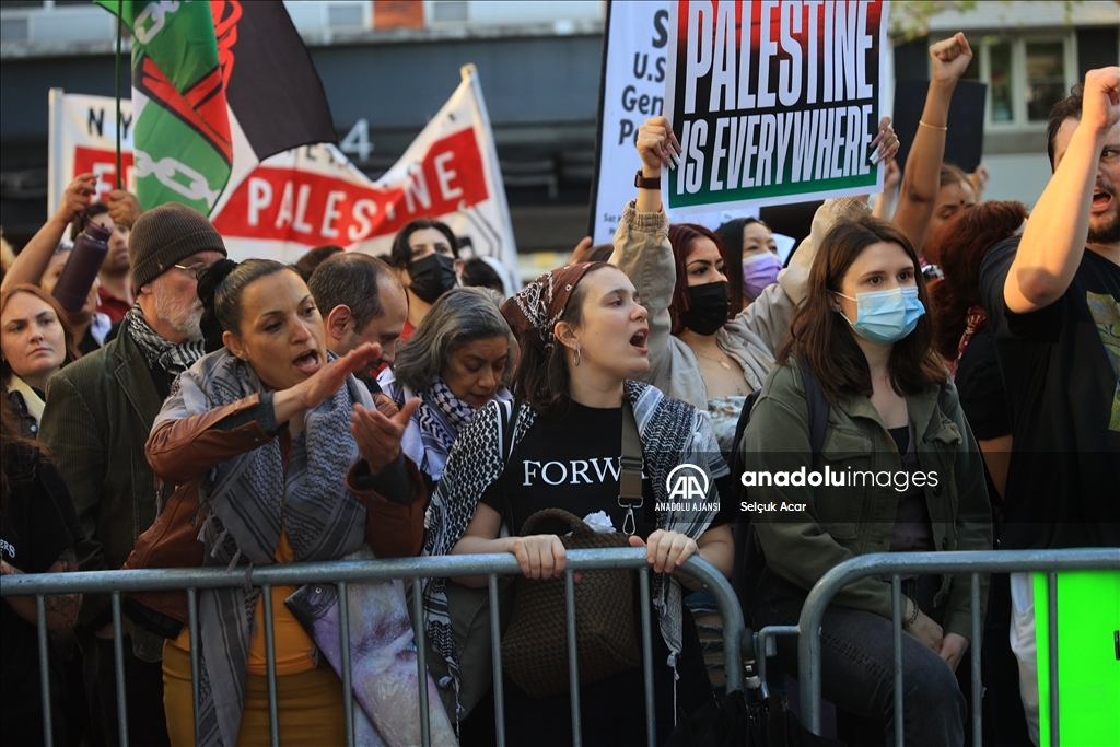 New York'ta 1 Mayıs Emek ve Dayanışma Günü, Filistin'e destek gösterisine dönüştü
