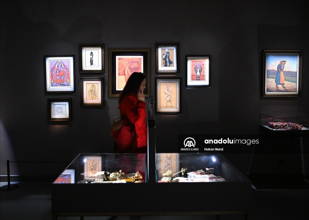 Anneliğin sanat eserleriyle ve tarihi eşyalarla yorumlandığı "Anne Müzesi" ziyaretçilerini ağırlıyor