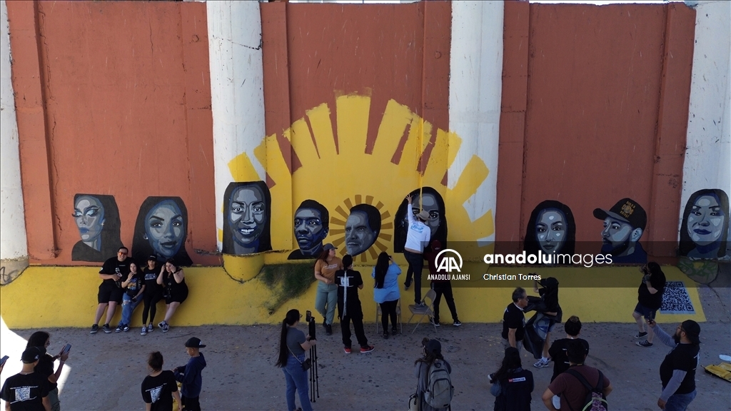 Meksika'nın sınır kenti Ciudad Juarez'de göç hikayelerini anlatan duvar resmi yapılıyor