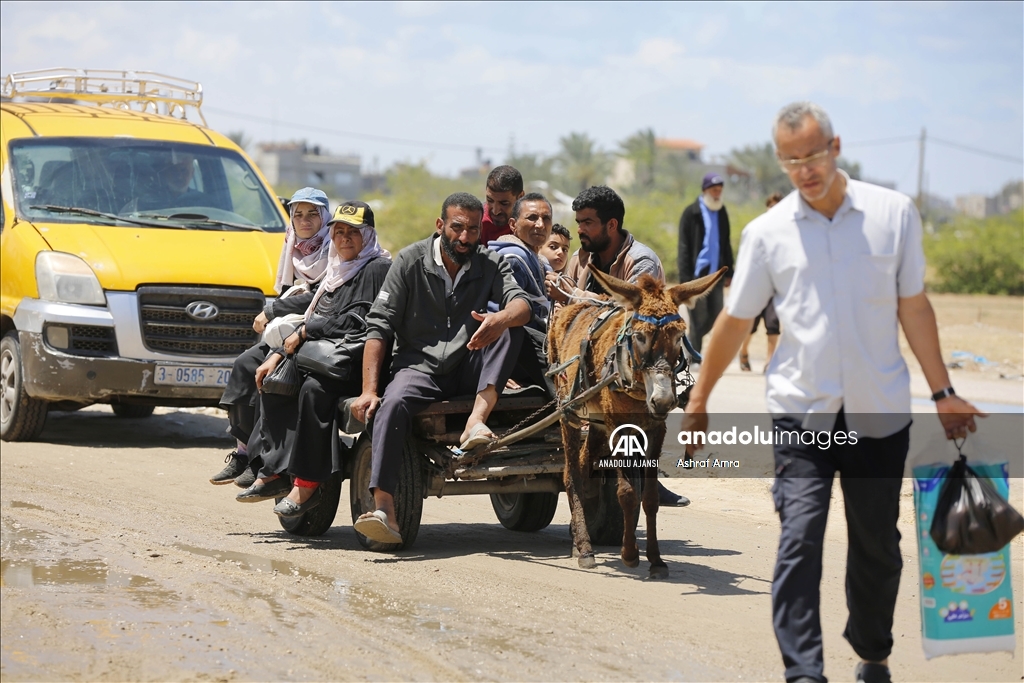 İsrail ordusunun açıklamasının ardından Refah'ın doğusundaki Filistinliler göç etmeye başladı