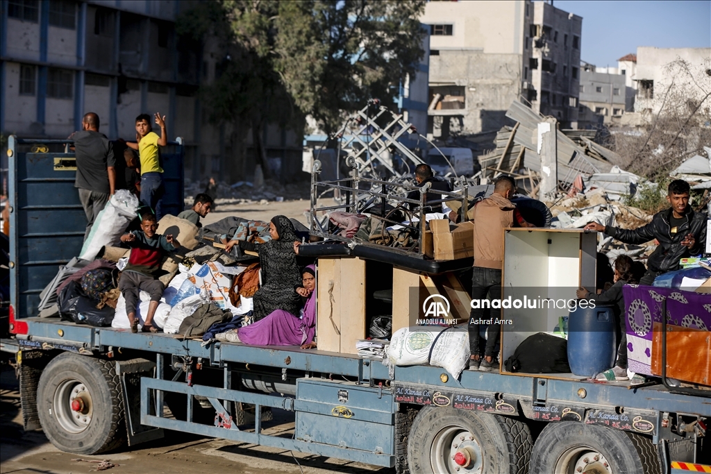 İsrail ordusunun açıklamasının ardından Refah'ın doğusundaki Filistinliler göç etmeye başladı