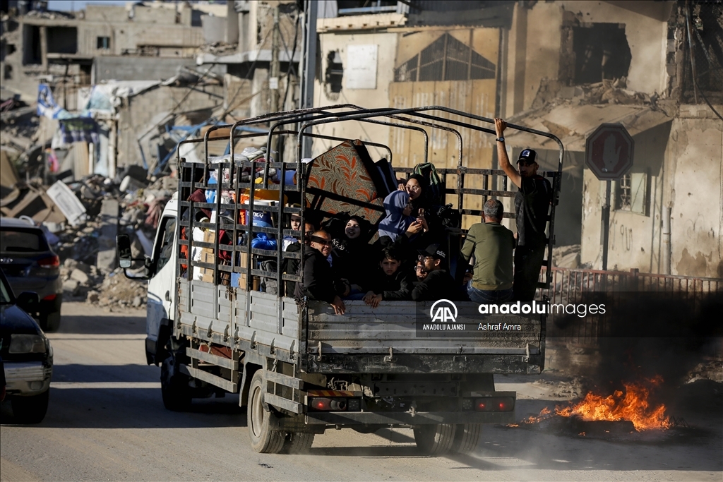 İsrail ordusunun açıklamasının ardından Refah'ın doğusundaki Filistinliler göç etmeye başladı