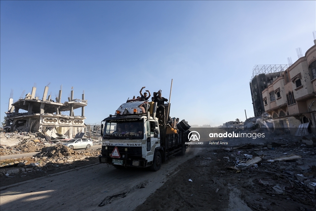 İsrail ordusunun açıklamasının ardından Refah'ın doğusundaki Filistinliler göç etmeye başladı