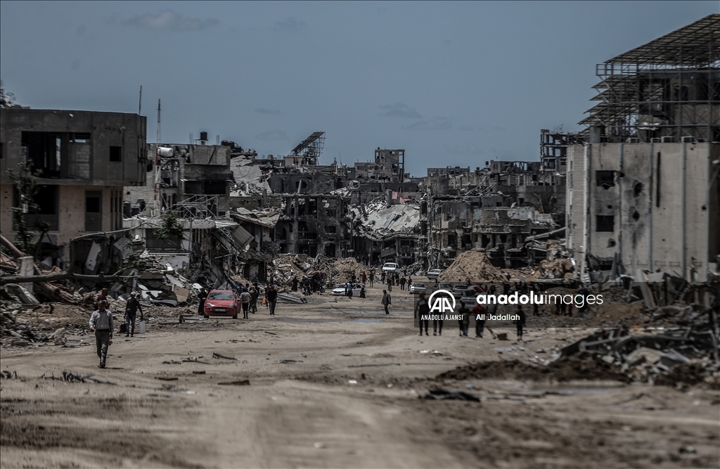 İsrail ordusunun açıklamasının ardından Refah'ın doğusundaki Filistinliler göç etmeye başladı