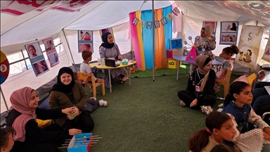 Refah kentindeki tedavi çadırı