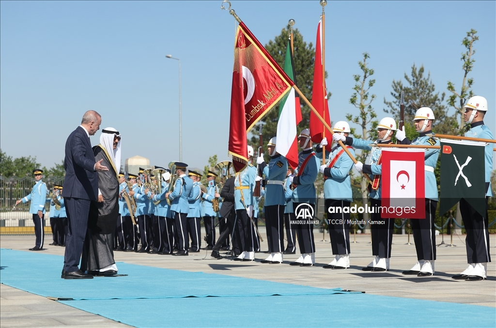 Cumhurbaşkanı Erdoğan, Kuveyt Emiri es-Sabah'ı resmi törenle karşıladı