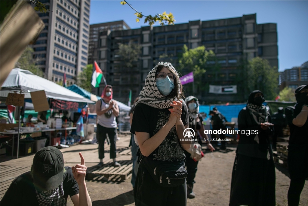 Kanada'da üniversite öğrencileri Filistin'e destek gösterisi düzenledi