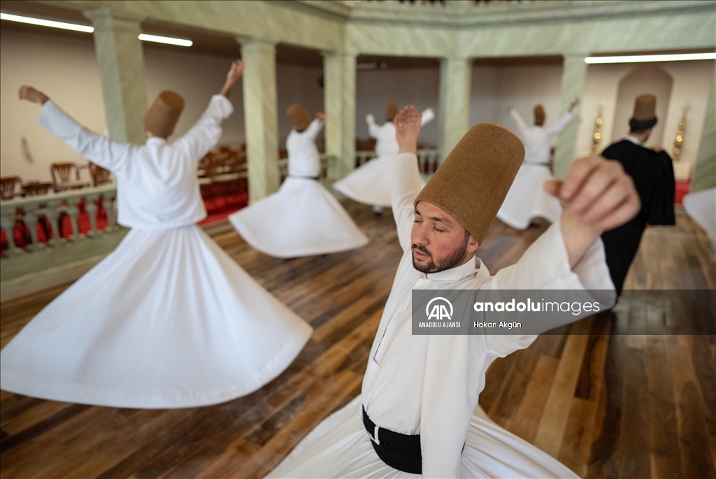 Özgün haliyle yeniden inşa edilen Kasımpaşa Mevlevihanesi irfan ocağı olarak hizmet verecek