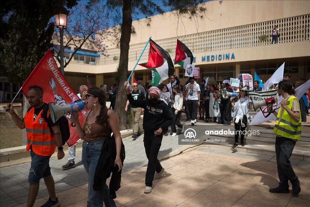 İspanya'da Malaga Üniversitesi öğrencileri Filistin'e destek gösterisi düzenledi 