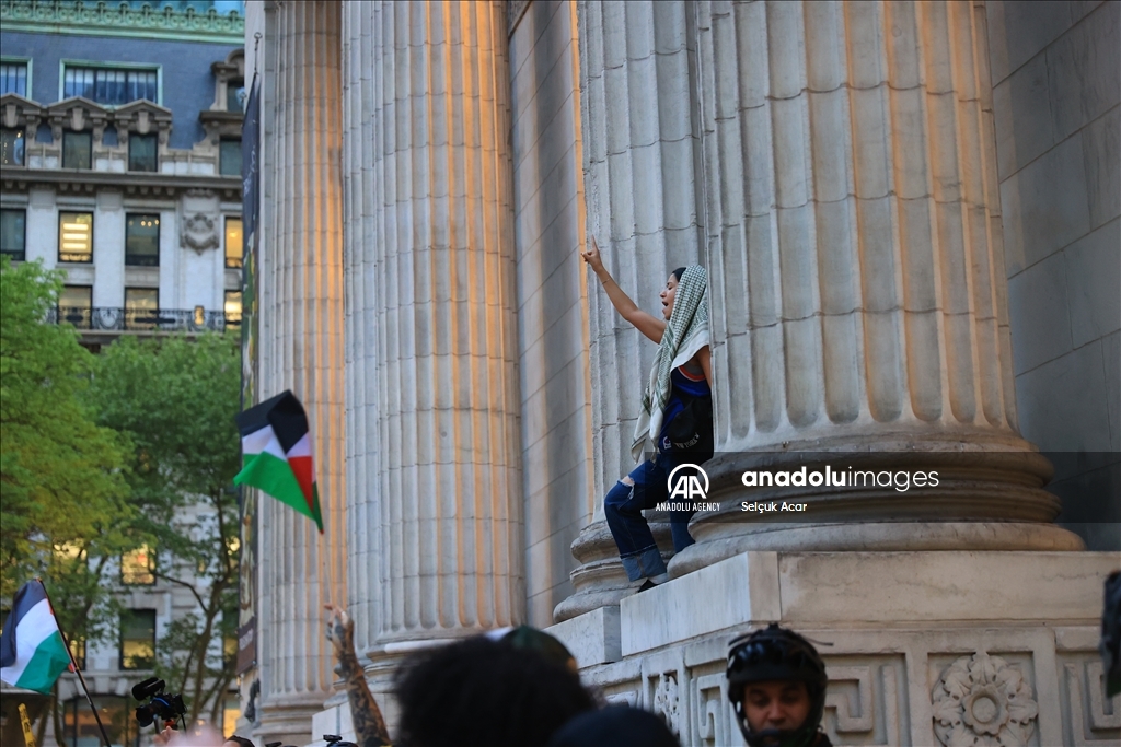 Police intervened pro-Palestine demonstration in New York City