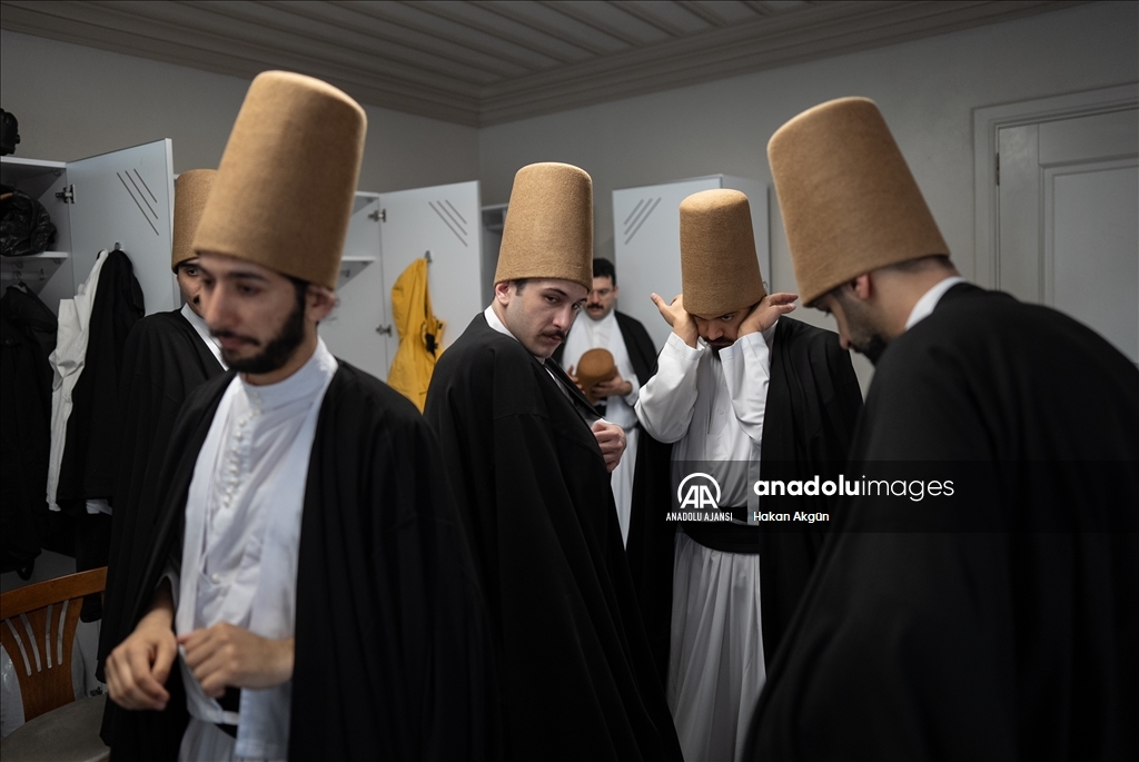 Özgün haliyle yeniden inşa edilen Kasımpaşa Mevlevihanesi irfan ocağı olarak hizmet verecek