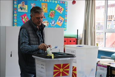 В Северной Македонии проходит голосование на президентских и парламентских выборах
