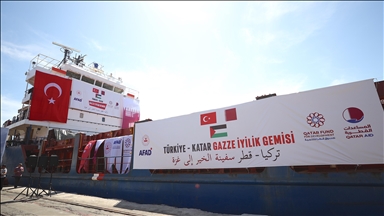  Gazze'ye yardım ulaştıracak "Türkiye-Katar Gazze İyilik Gemisi" Mersin'den uğurlandı