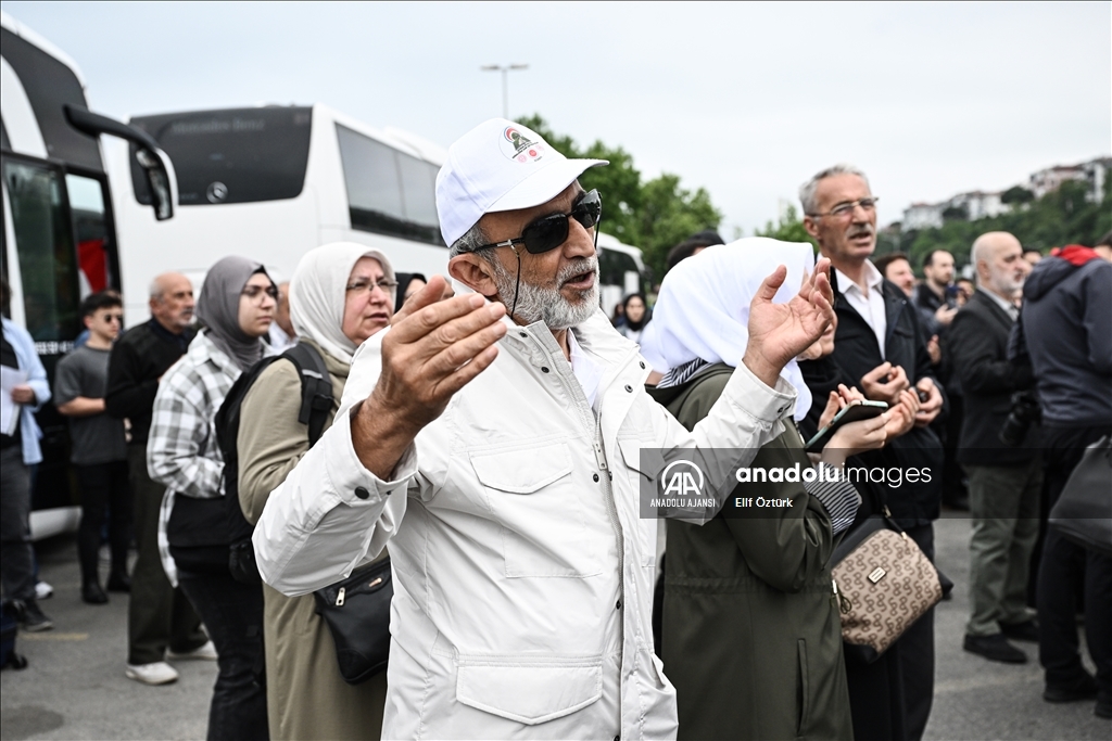 Hacı adayları için Harem Otogarı'nda uğurlama merasimi düzenlendi