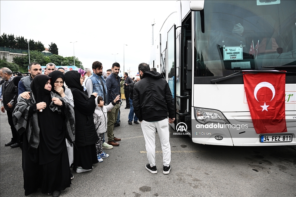 Hacı adayları için Harem Otogarı'nda uğurlama merasimi düzenlendi