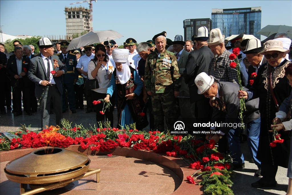 Кыргызстан празднует победу над нацистами во Второй мировой войне