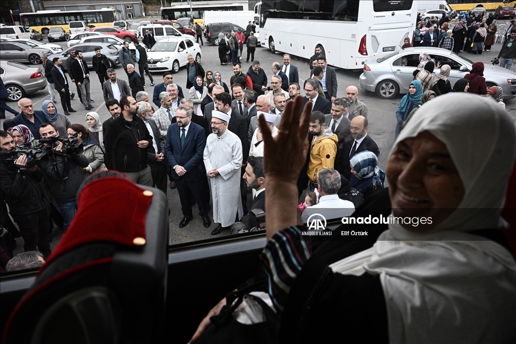 Hacı adayları için Harem Otogarı'nda uğurlama merasimi düzenlendi