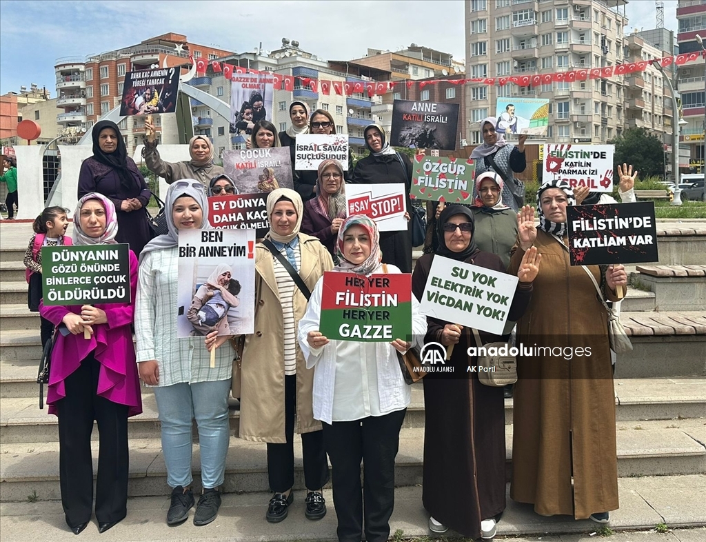 AK Parti'li kadınlar, Gazze'de yaşam hakkı ellerinden alınan anneler için buluştu