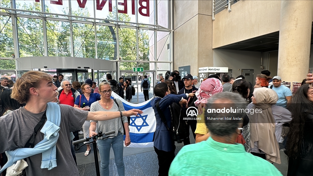 Cenevre Üniversitesindeki Filistin'e destek eyleminde İsrail yanlılarından provokasyon