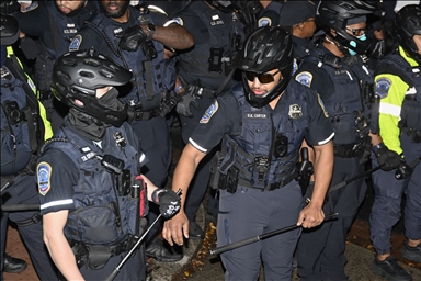 Полиция вновь разогнала акцию в поддержку Палестины в Университете Джорджа Вашингтона 