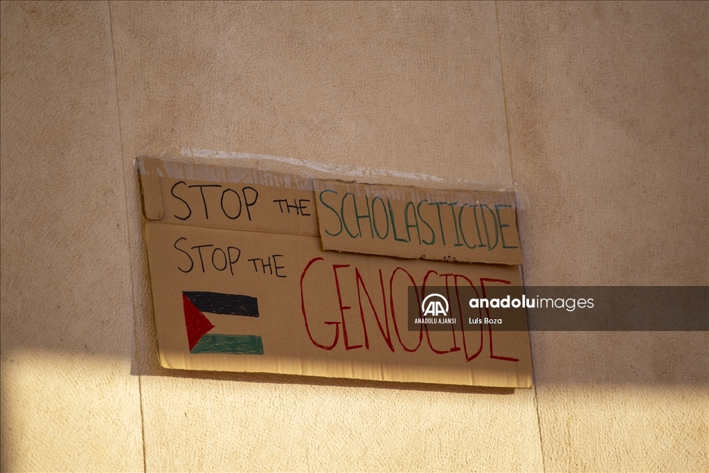 Lizbon Üniversitesi öğrencilerinin Filistin'e destek gösterisi 