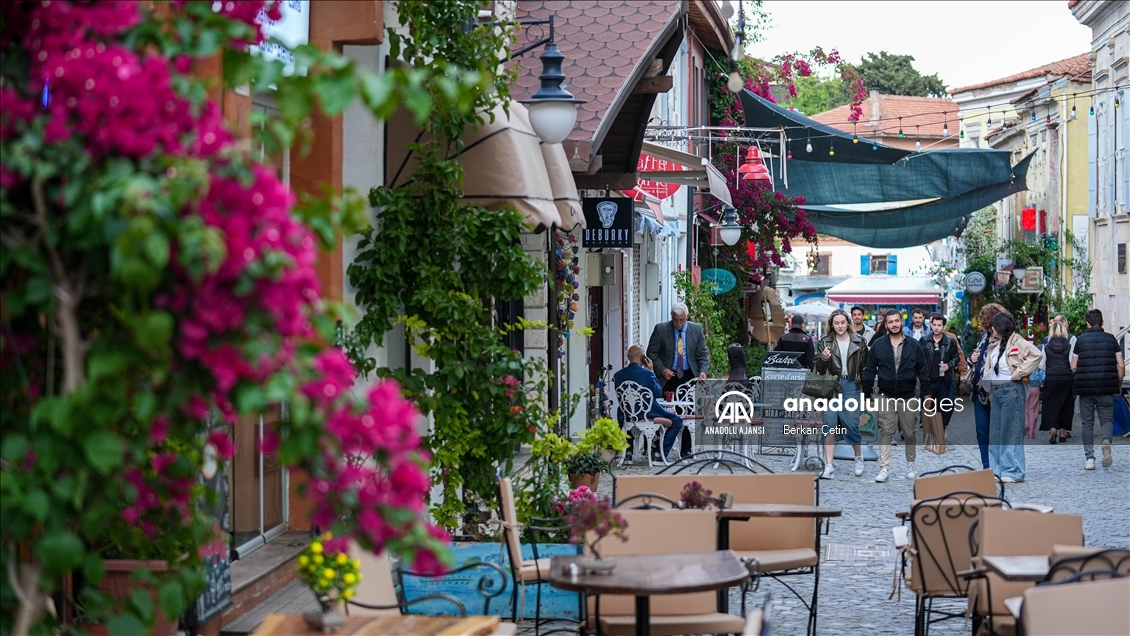 Urla Yarımadası’ndaki “Sanat Sokağı”