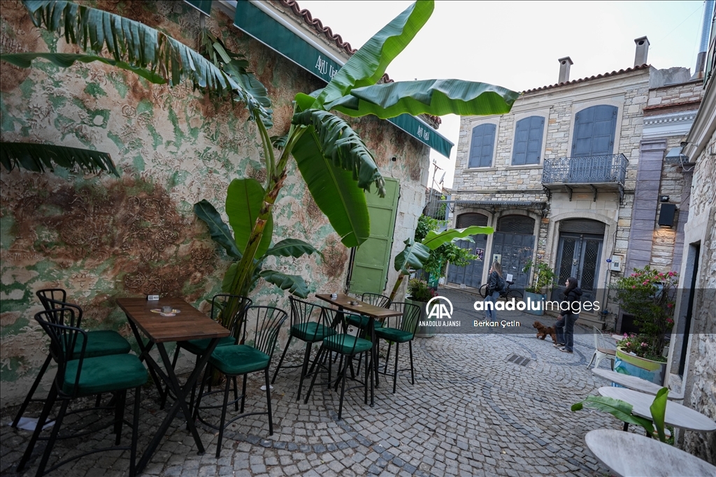 Urla Yarımadası’ndaki “Sanat Sokağı”