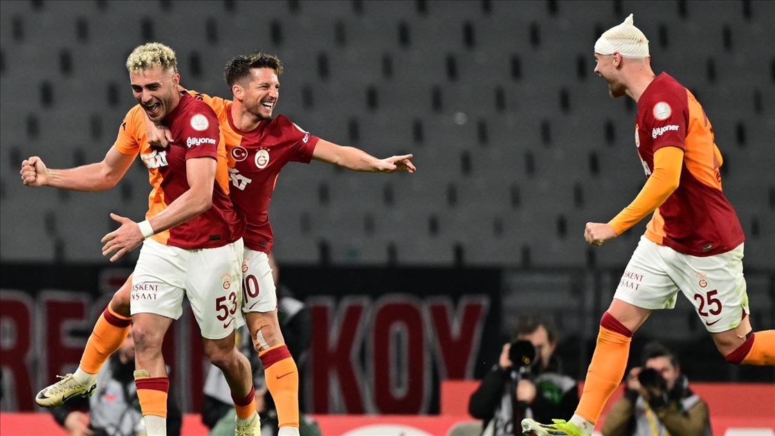 Galatasaray VavaCars Fatih Karagümrük'ü 3-2 mağlup etti