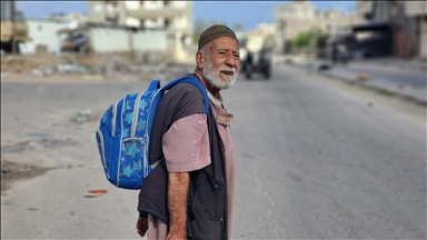 Refah'taki Filistinliler, bir kez daha yerinden edildi