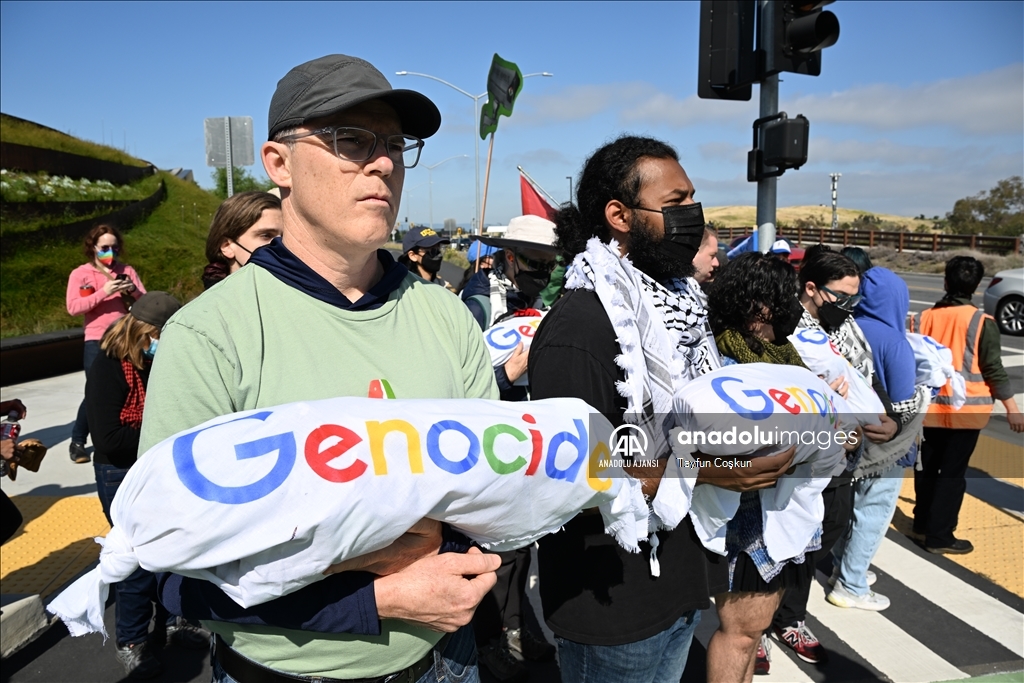 Filistin yanlısı göstericiler Google'ın merkezinde Project Nimbus'u protesto etti