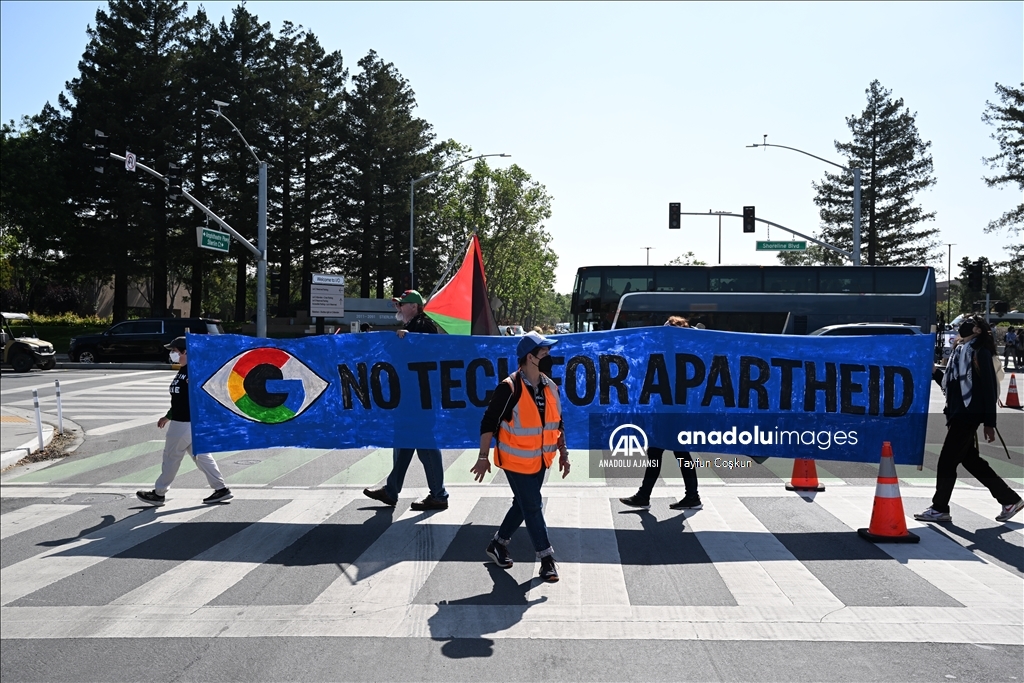 Filistin yanlısı göstericiler Google'ın merkezinde Project Nimbus'u protesto etti