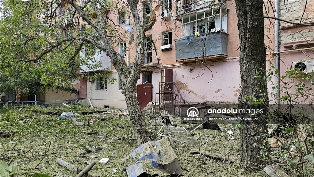 Rusya, Herson'a hava saldırısı düzenledi: 19 yaralı