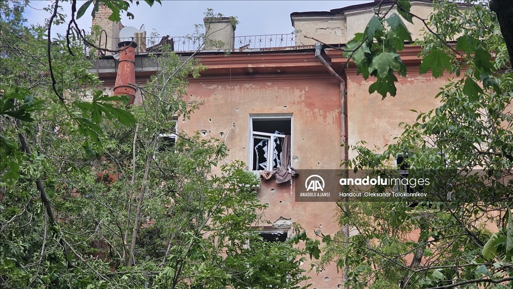 Rusya, Herson'a hava saldırısı düzenledi: 19 yaralı